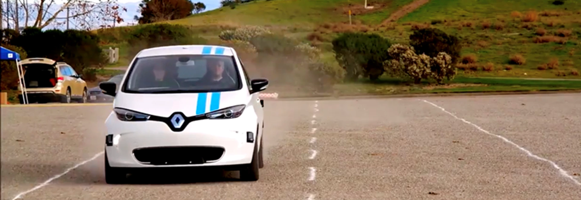 Renault unveils obstacle-avoiding autonomous system 